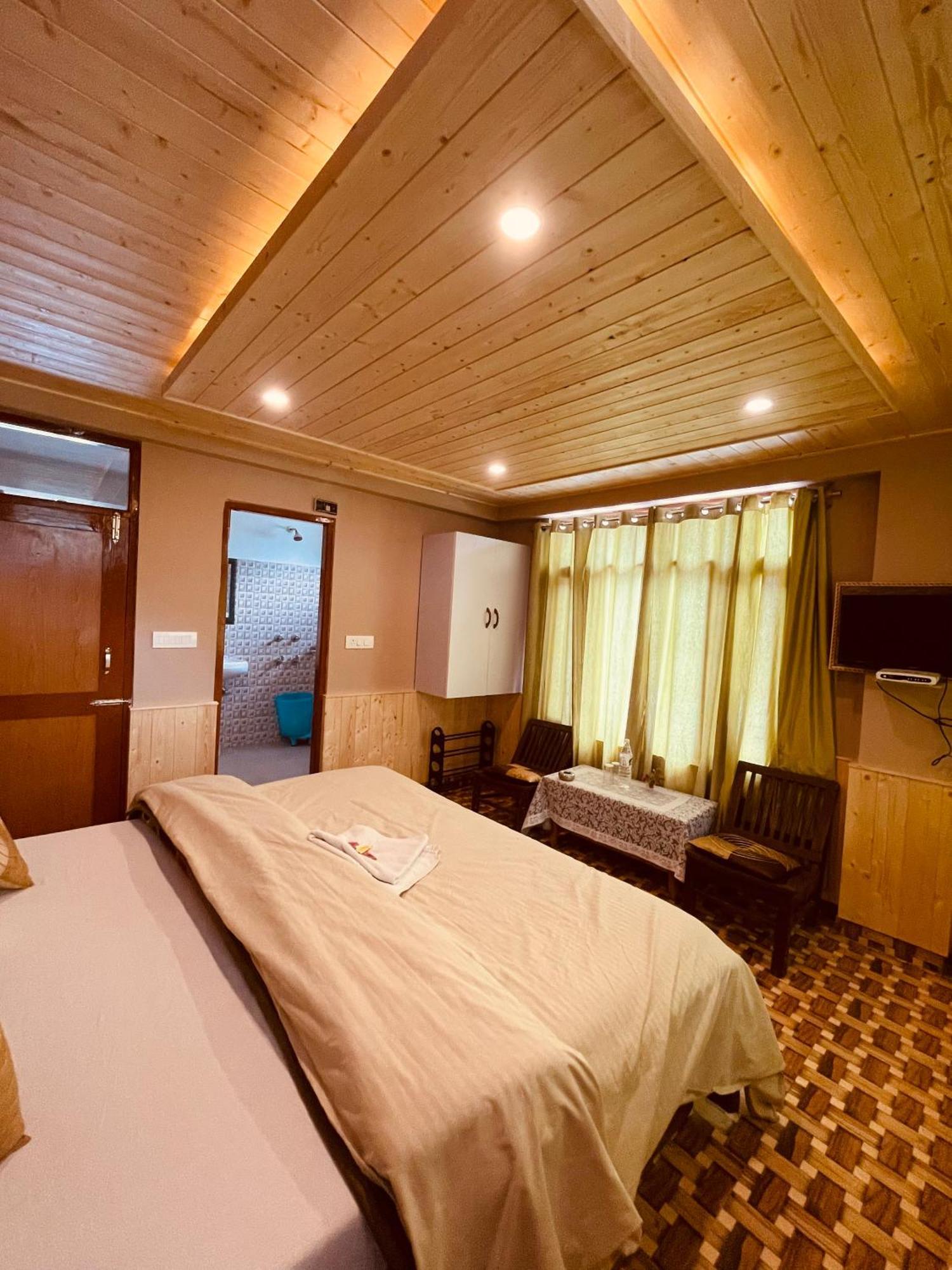 La Voglia-Old Manali Hostel Ngoại thất bức ảnh